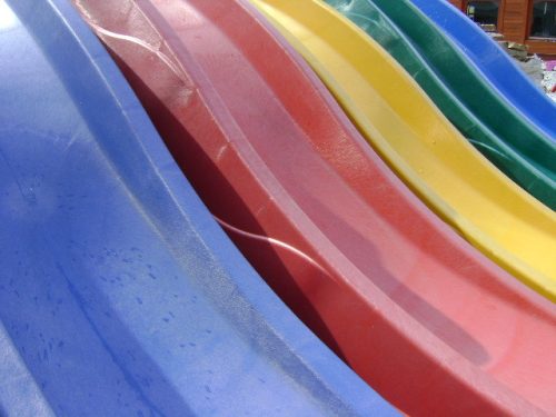 Csúszda 2,9 m HDPE, ciklámen